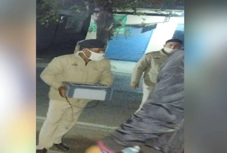 काँगड़ा पुलिस ने पकड़ी डेढ़ करोड़ की हेरोइन, रिश्तेदार के घर गाड़ी लगाकर  नशा तस्कर फ़रार 