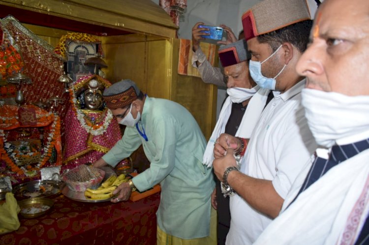 मिंजर का पारंपरिक रस्मों के साथ शुभारंभ, विस् उपाध्यक्ष ने की शोभायात्रा की अगुवाई 