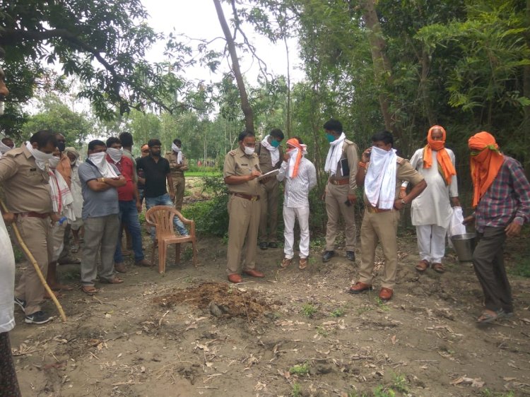 चार दिनों से लापता बुजुर्ग का नहीं लगा कोई सुराग, पुलिस और ग्रामीणों ने चलाया सर्च ऑपरेशन 