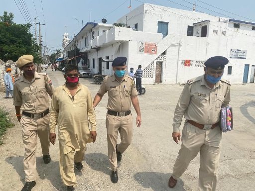 पुलिस की नशा माफिया पर सर्जिकल स्ट्राइक , साढ़े चार किवंटल चूरापोस्त के साथ दबोचा तस्कर