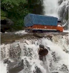 कंडा नाला फिर दिखाया रोद्र रूप, राजगढ नौहराधार मार्ग वाहन के लिए बंद