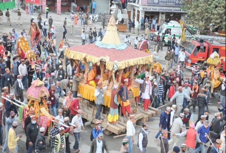 इस बार भव्य होगी कुल्लू दशहरे की शोभायात्रा , शामिल होंगे सभी देवी-देवता