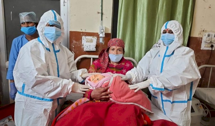 पांवटा अस्पताल में कोरोना पॉजिटिव महिला की सफल डिलीवरी, जच्चा-बच्चा स्वस्थ