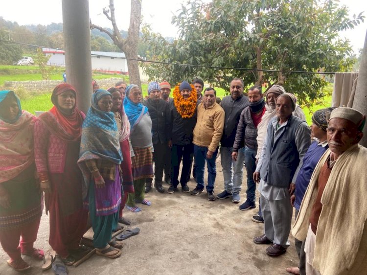 भाजपा शासन में बदहाल हुई सड़कों की स्थिति, केवल वोट की राजनीती करते है भाजपा नेता : किरनेश 