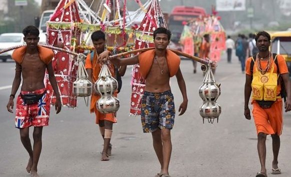 हरिद्वार में रंग बिरंगी अद्भुत कांवड़ के दर्शन, देखिए शिवभक्तों की आस्था