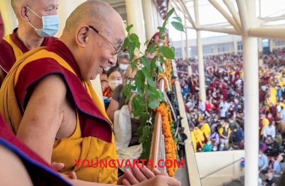 अपने धर्मग्रंथों का ज्यादा से ज्यादा अध्ययन करें लोग  : दलाईलामा